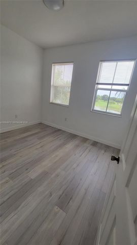 10012 NW 7th St 209, Miami, FL 33172