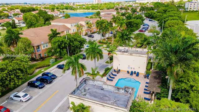 10012 NW 7th St 209, Miami, FL 33172