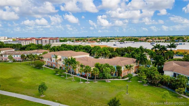 10012 NW 7th St 209, Miami, FL 33172