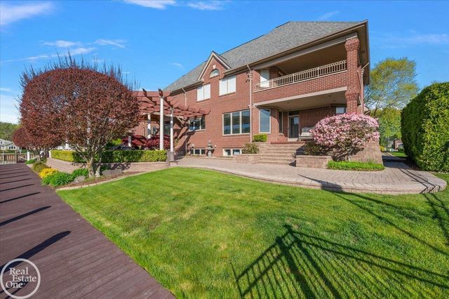 49515 Regatta Street, Chesterfield Twp, MI 48047