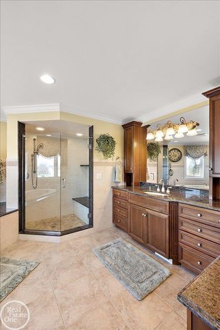 49515 Regatta Street, Chesterfield Twp, MI 48047