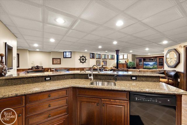 49515 Regatta Street, Chesterfield Twp, MI 48047