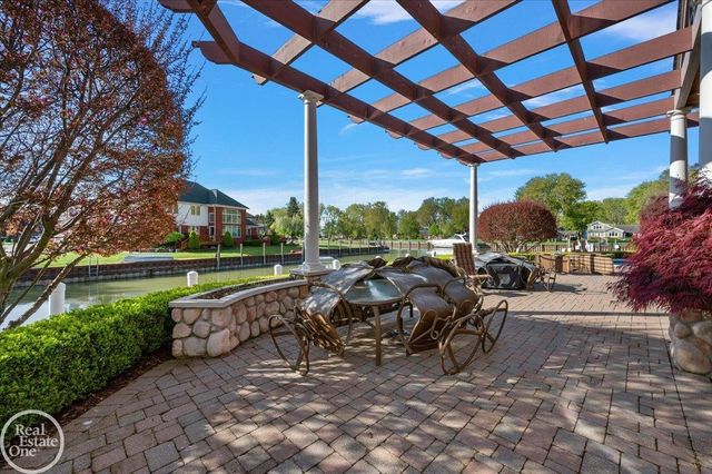 49515 Regatta Street, Chesterfield Twp, MI 48047