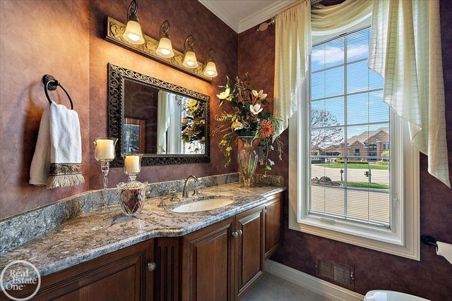 49515 Regatta Street, Chesterfield Twp, MI 48047