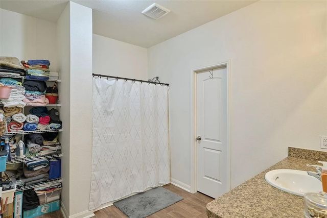 2047 Sweet Melon Drive, Houston, TX 77090