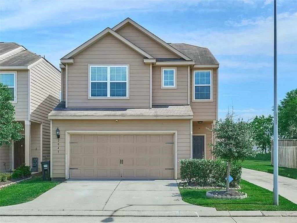 2047 Sweet Melon Drive, Houston, TX 77090