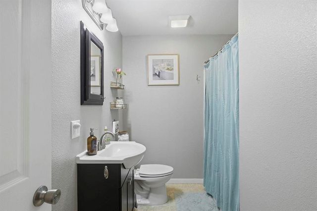 410 Hillcrest Street, Lumberton, TX 77657