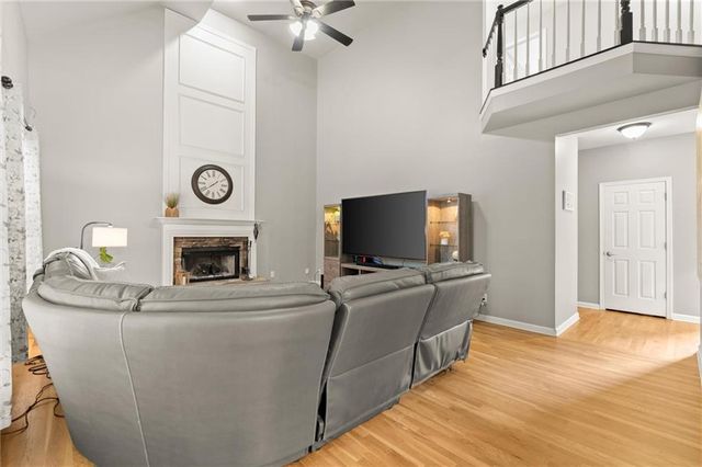 321 Ironhill Trace, Woodstock, GA 30189