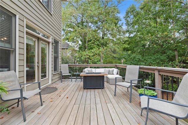 321 Ironhill Trace, Woodstock, GA 30189