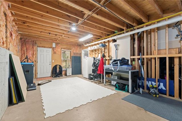 321 Ironhill Trace, Woodstock, GA 30189