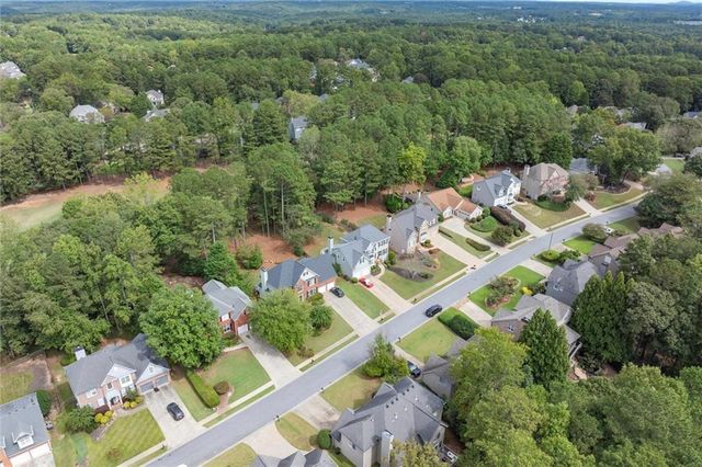 321 Ironhill Trace, Woodstock, GA 30189