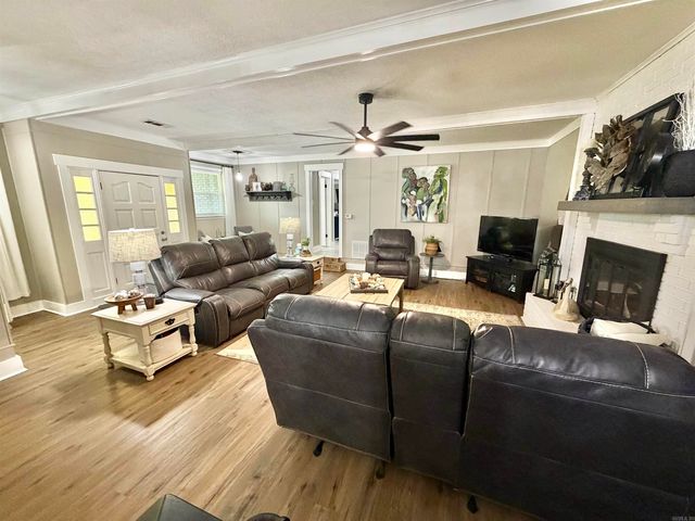 1114 Skyline Drive, Sheridan, AR 72150
