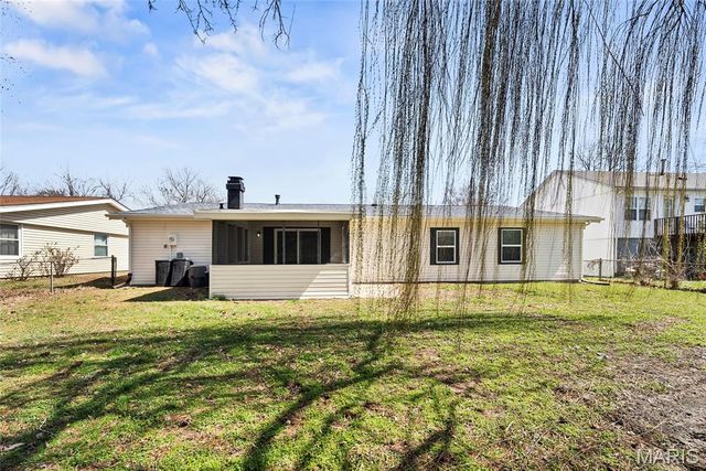 3213 West Boulevard, Belleville, IL 62221