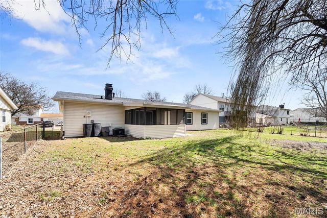 3213 West Boulevard, Belleville, IL 62221