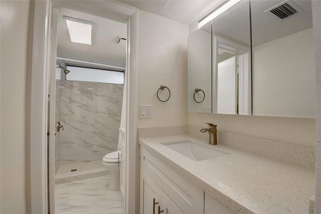 30 SE 13th Street B2, Boca Raton, FL 33432