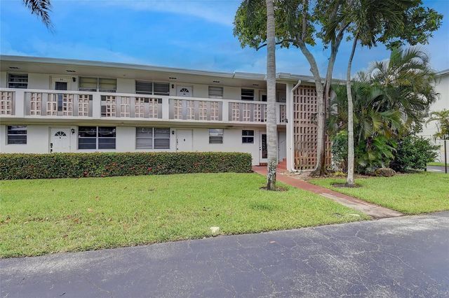 30 SE 13th Street B2, Boca Raton, FL 33432