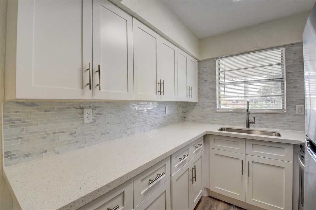 30 SE 13th Street B2, Boca Raton, FL 33432
