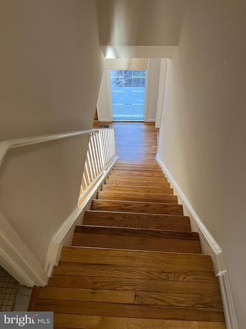 8034 INVERNESS RIDGE RD, Potomac, MD 20854