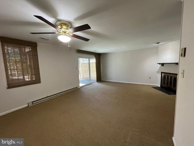 8034 INVERNESS RIDGE RD, Potomac, MD 20854