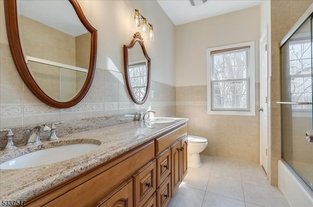 27 Susan Dr, Chatham Twp., NJ 07928