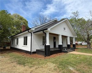 810 N Anthony Street, Burlington, NC 27217