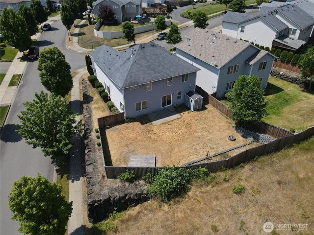 1306 Brackenridge Avenue, Dupont, WA 98327