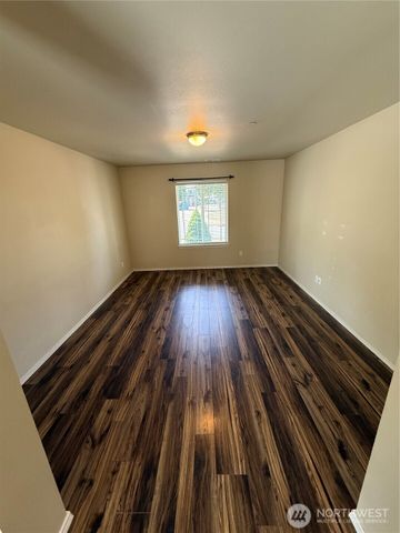 1306 Brackenridge Avenue, Dupont, WA 98327