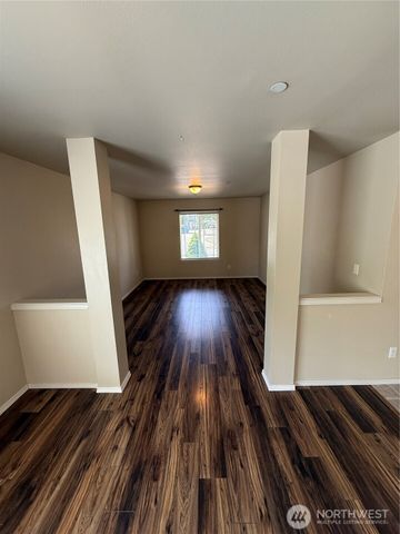 1306 Brackenridge Avenue, Dupont, WA 98327