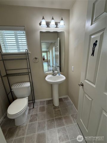 1306 Brackenridge Avenue, Dupont, WA 98327
