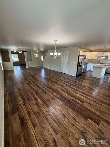 1306 Brackenridge Avenue, Dupont, WA 98327