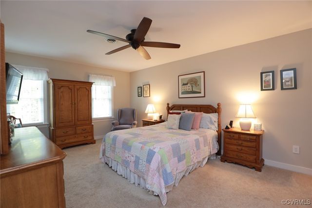 4606 Oak Hollow Rd, Chester, VA 23831