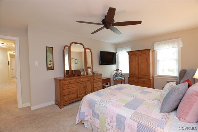 4606 Oak Hollow Rd, Chester, VA 23831