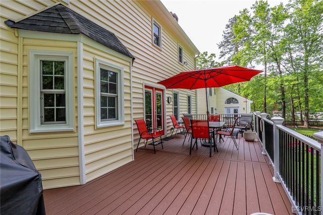4606 Oak Hollow Rd, Chester, VA 23831
