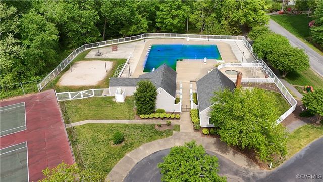 4606 Oak Hollow Rd, Chester, VA 23831
