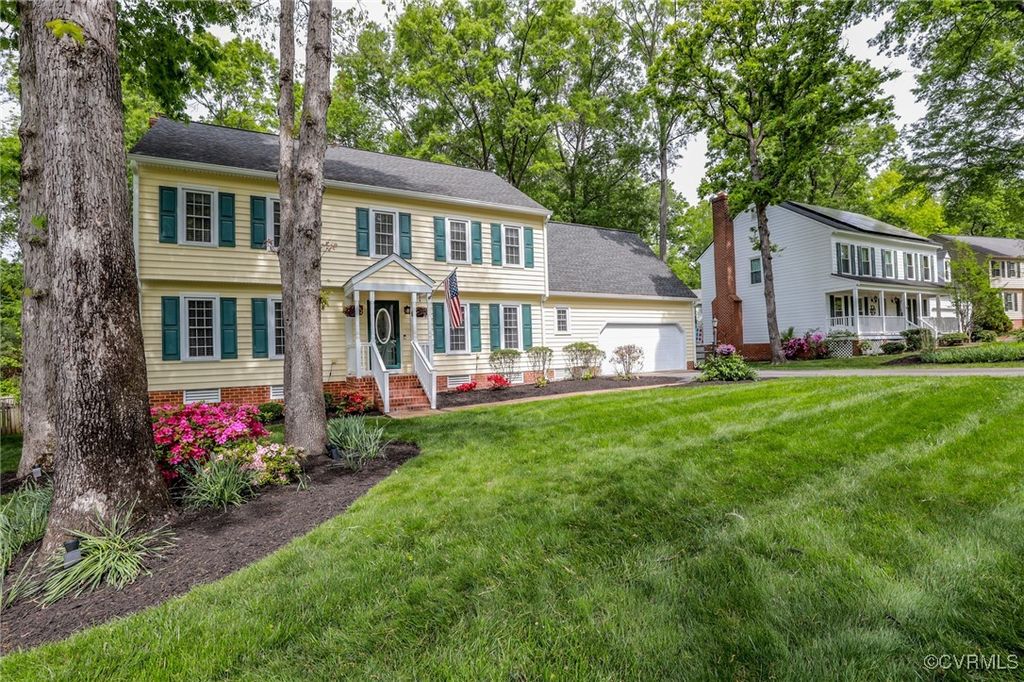 4606 Oak Hollow Rd, Chester, VA 23831