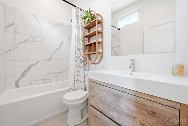 4012 Whetsel Avenue, Cincinnati, OH 45227