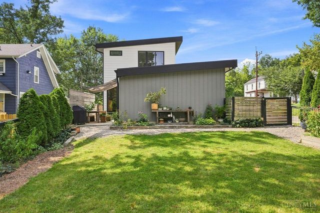 4012 Whetsel Avenue, Cincinnati, OH 45227