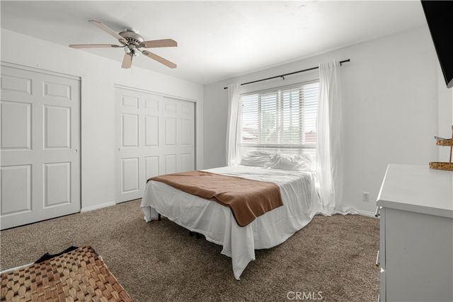 15456 Dale Evans Parkway, Apple Valley, CA 92307