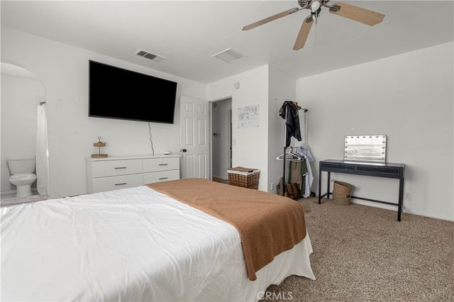 15456 Dale Evans Parkway, Apple Valley, CA 92307
