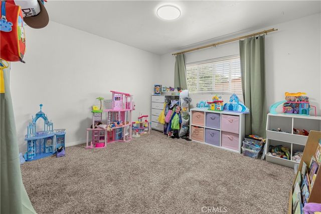 15456 Dale Evans Parkway, Apple Valley, CA 92307