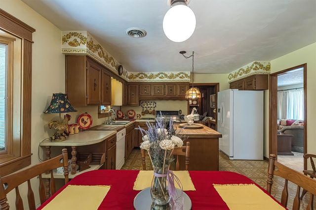 10230 W LAKE Road, Lake City Boro, PA 16423