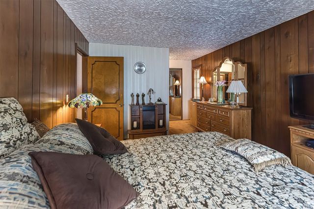 10230 W LAKE Road, Lake City Boro, PA 16423