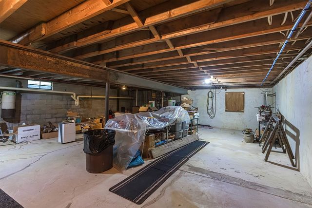 10230 W LAKE Road, Lake City Boro, PA 16423