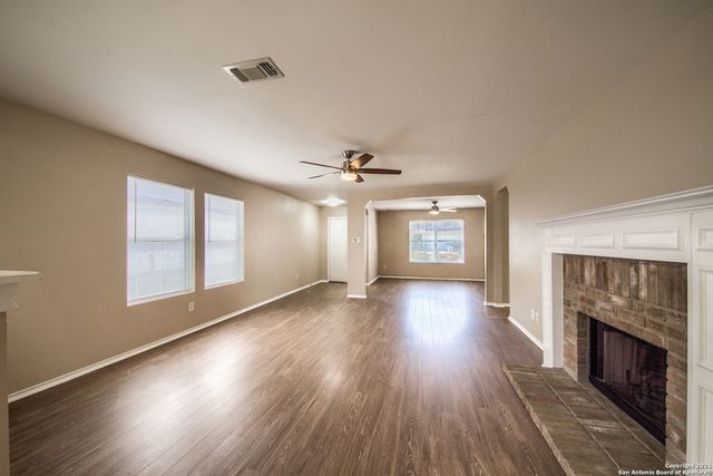 8807 Summer Trail, San Antonio, TX 78250