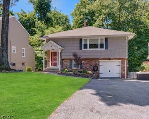 27 Shady Ter, Wayne Twp., NJ 07470