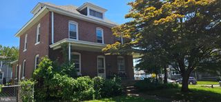 261 BURMONT RD, Drexel Hill, PA 19026