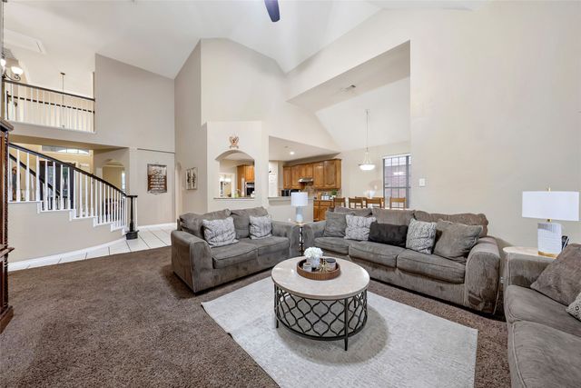 4703 Enchanted Bay Boulevard, Arlington, TX 76016
