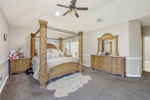 4703 Enchanted Bay Boulevard, Arlington, TX 76016