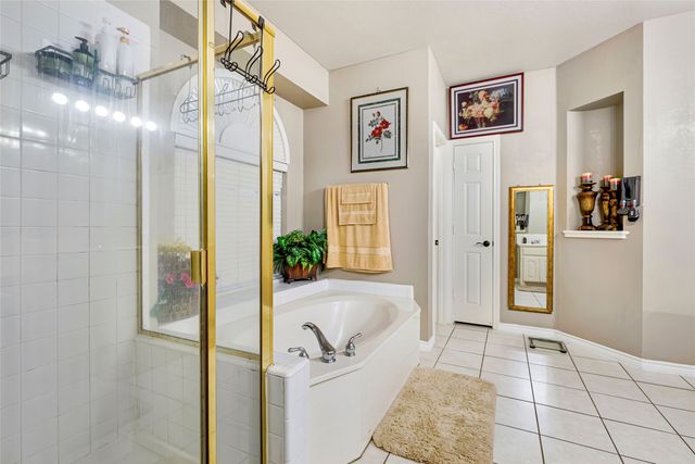 4703 Enchanted Bay Boulevard, Arlington, TX 76016
