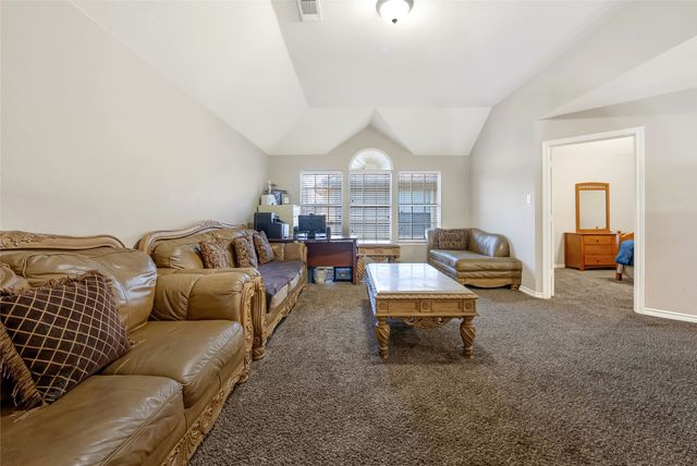 4703 Enchanted Bay Boulevard, Arlington, TX 76016